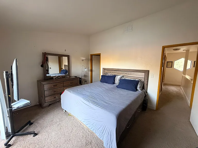Peppermill Cir — Photo 21
