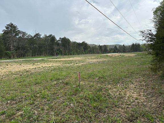3rd image of 6282 W 635th Hwy