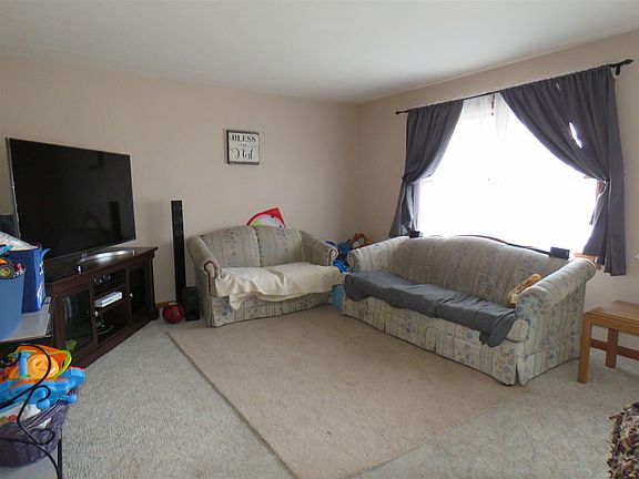 3rd image of 1334 Red Blossom Dr