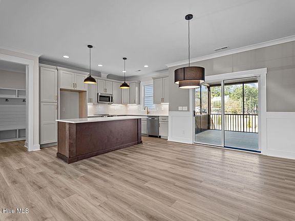 5th image of 5600 Martys Court