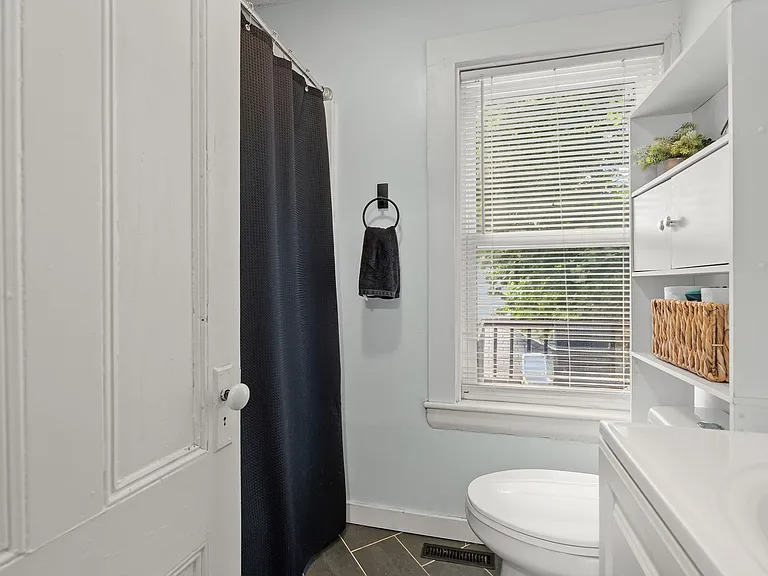 589 Willard St #2 — Photo 19