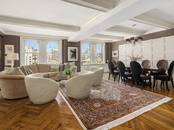 575 Park Avenue image 1 of 28