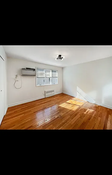 4213 Seagate Ave — Photo 5