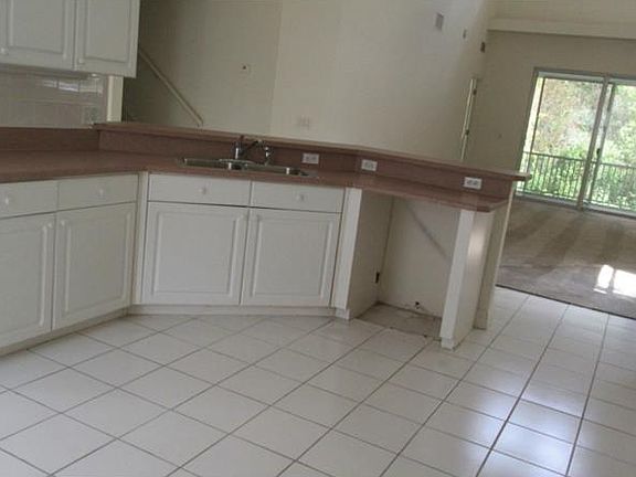 2nd image of 467 E Curlew Pl