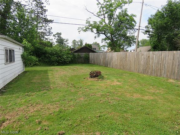 2nd image of 2939 Cleveland Blvd