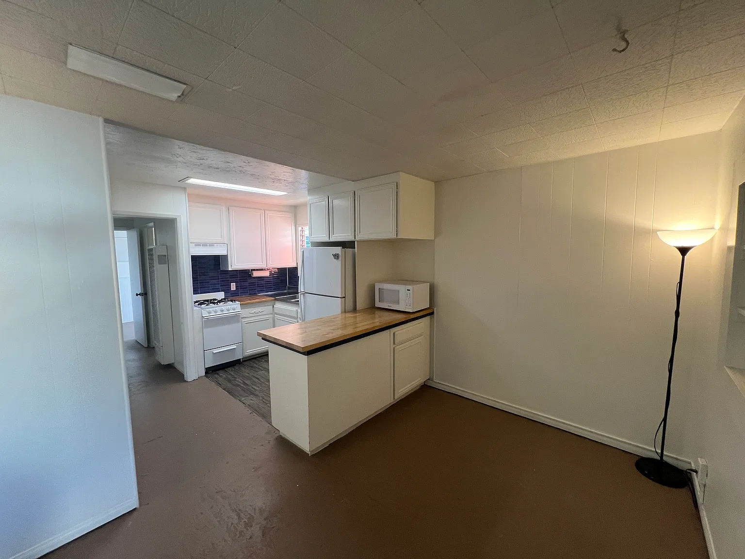 2 bed, $5,000 — Photo 2