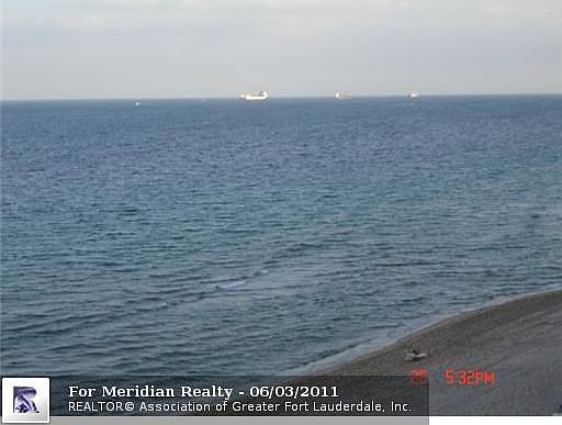 4th image of 3850 Galt Ocean Dr APT 705