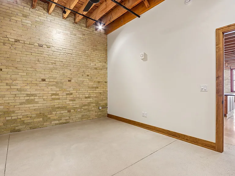 Ward House — Photo 216