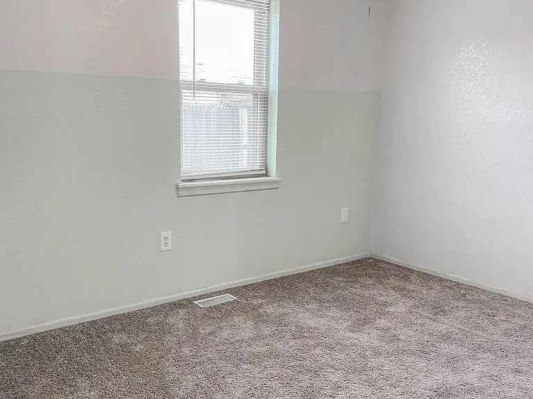 9608 Detroit Ave — Photo 7