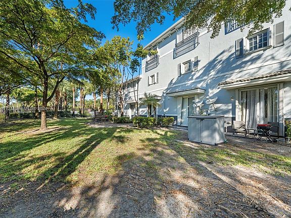 5th image of 3606 NW 13th St