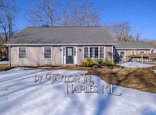 97 Taylor Ln, Naples, ME 04055