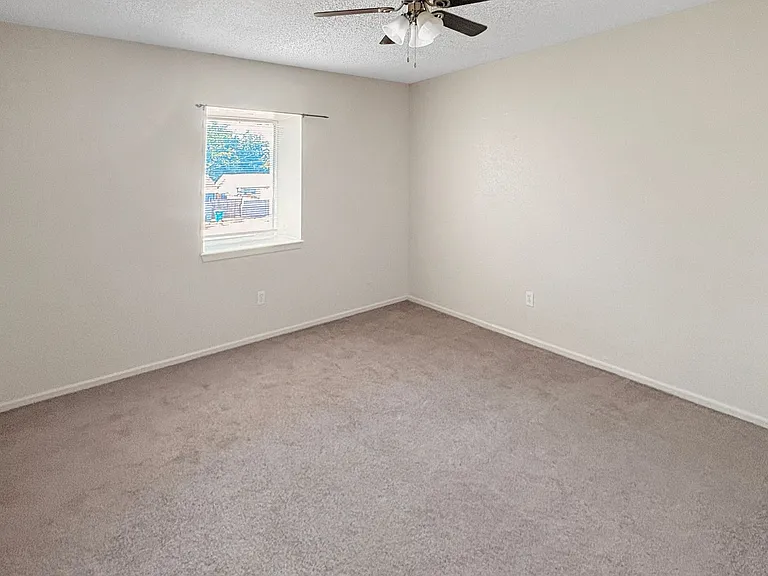 703-707 W Copper Ave — Photo 6