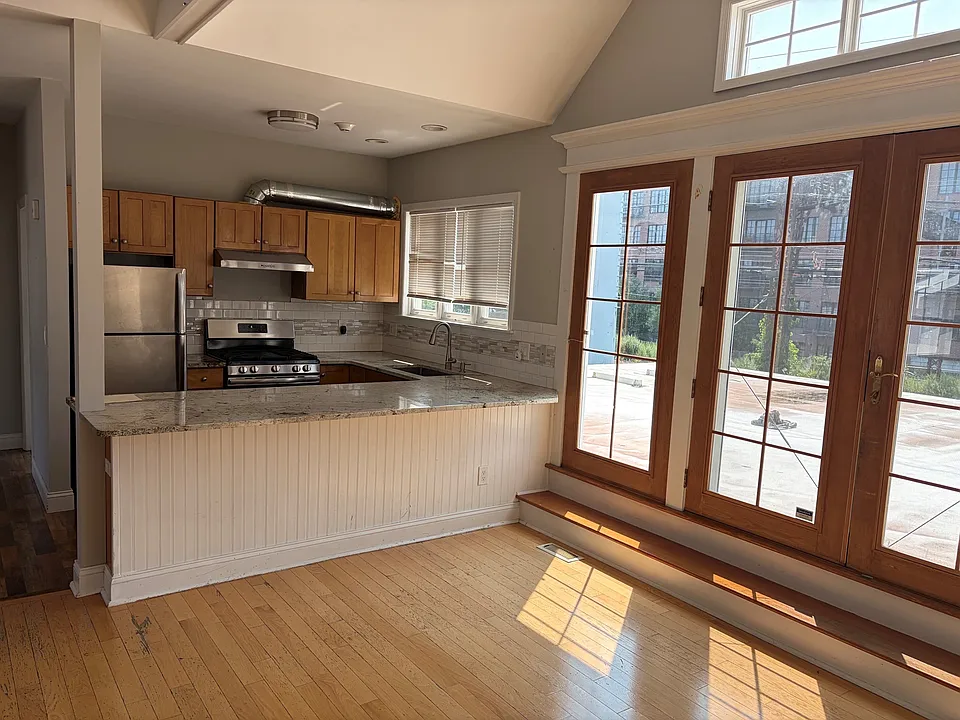 40 Osborne Ave #1