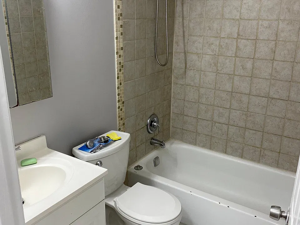 Full bath