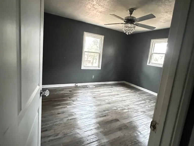 5143 3rd St — Photo 6