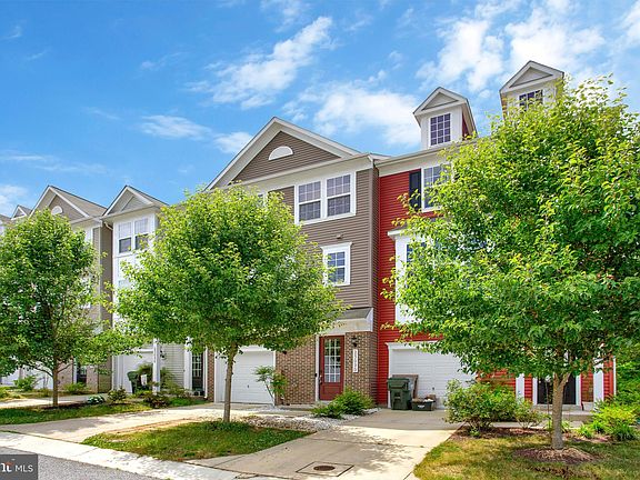 3rd image of 23090 Mountain Laurel Ln