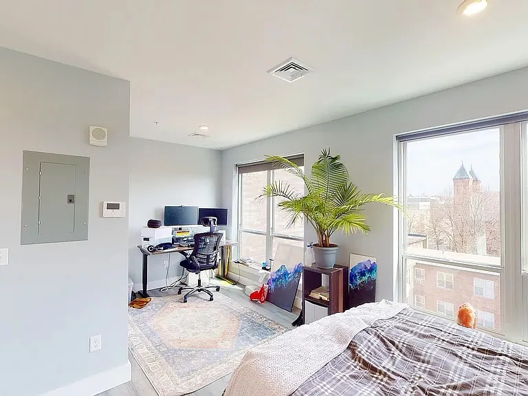 40 B St #302 — Photo 4