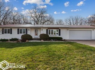 1023 E Oakbrook Ln, Mount Pleasant, IA 52641