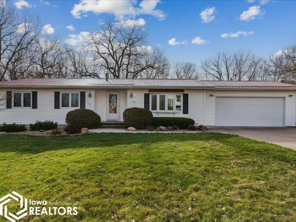 1023 E Oakbrook Ln, Mount Pleasant, IA 52641