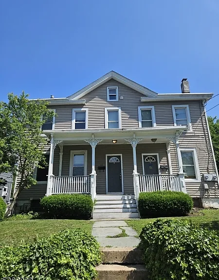 24 Pennsylvania Ave — Photo 1