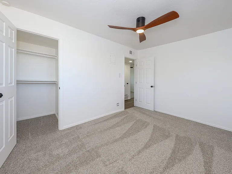 1132 S Eli Dr — Photo 7