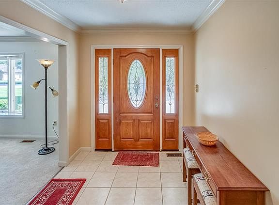 4th image of 17 Ginger Crest Dr