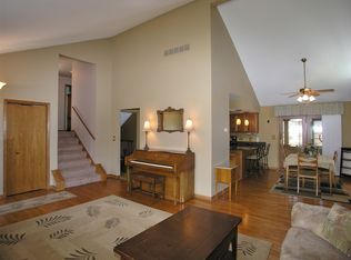 15562 W Eamon Ct, Manhattan, IL 60442