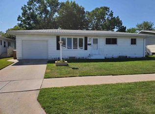 101 24th St NW, Minot, ND 58703