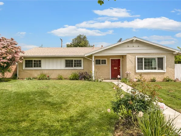 23451 Vanowen St, West Hills, CA 91307