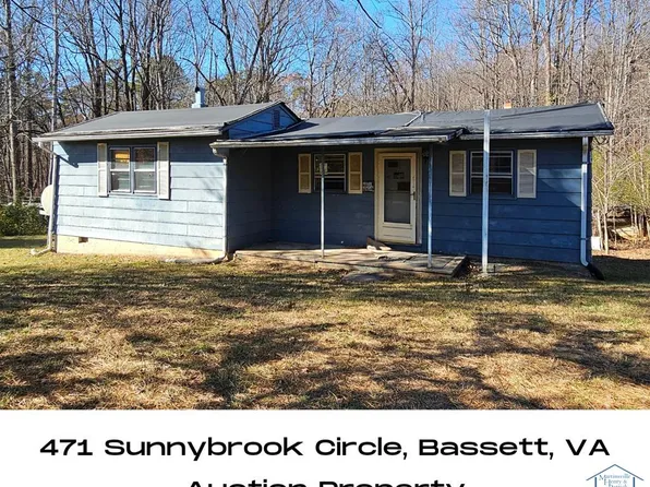 471 Sunnybrook Cir, Bassett, VA 24055