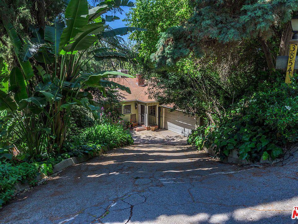 1st image of 3854 Avenida Del Sol