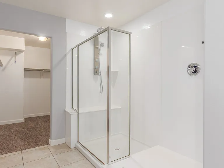 17186 W Lisbon Ln — Photo 22