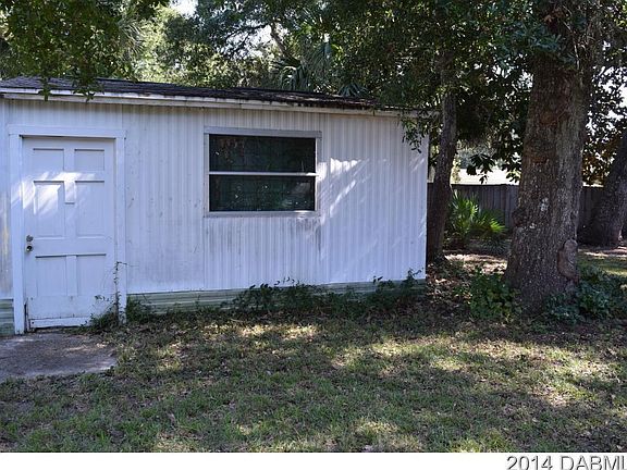 3rd image of 5564 Magnolia Ave