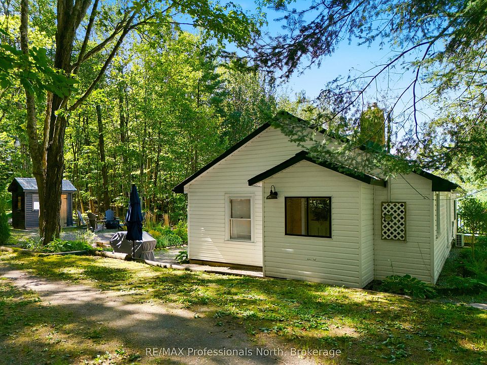1st image of 1037 Strawberry Bay Rd