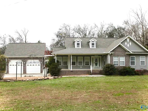 314 Star Point Rd, Guntersville, AL 35976