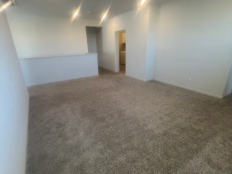 1878 Holland Ln — Photo 40