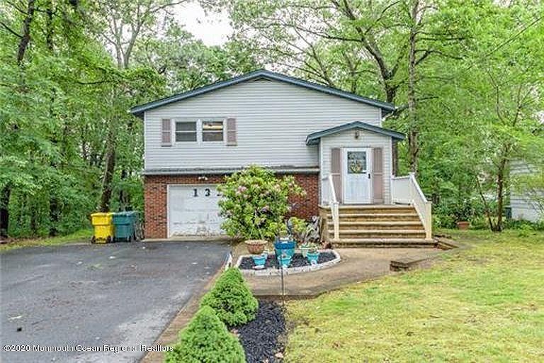 1st image of 133 Shady Lane Dr