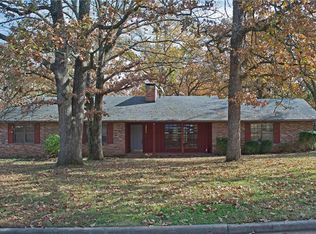 2866 N. Sheryl Ave., Fayetteville, AR 72703