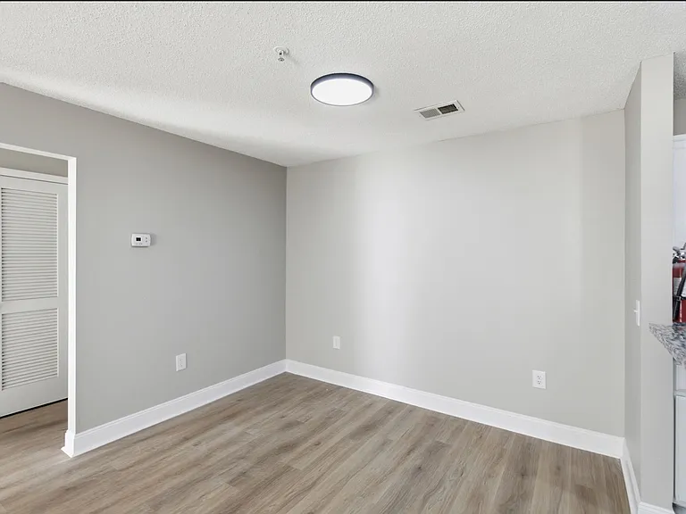 Cottonwood Estates — Photo 22