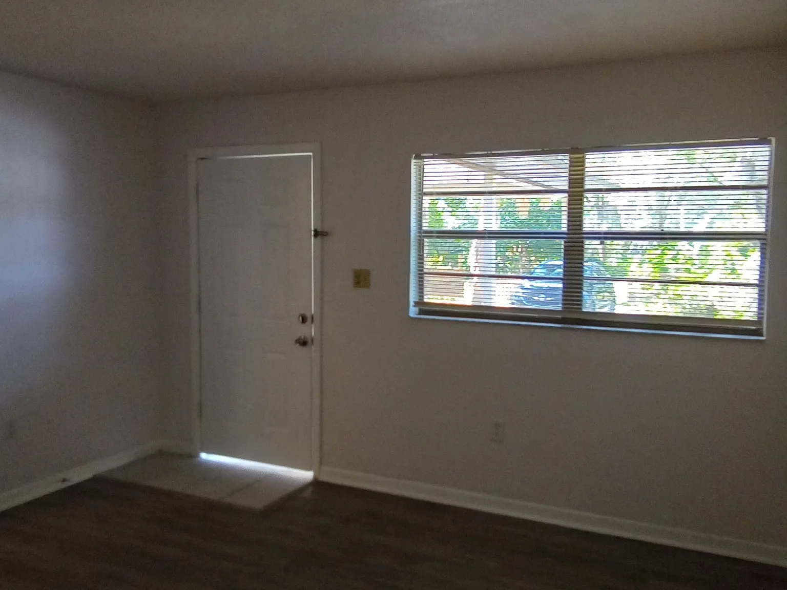724 West Alamo Drive - 1 — Photo 3