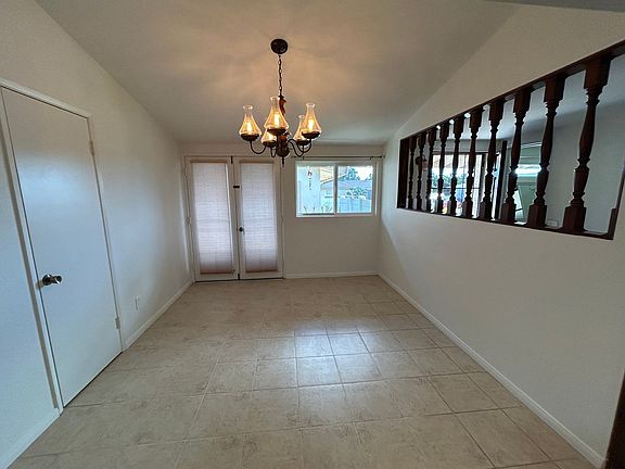 4th image of 6960 Carthage St