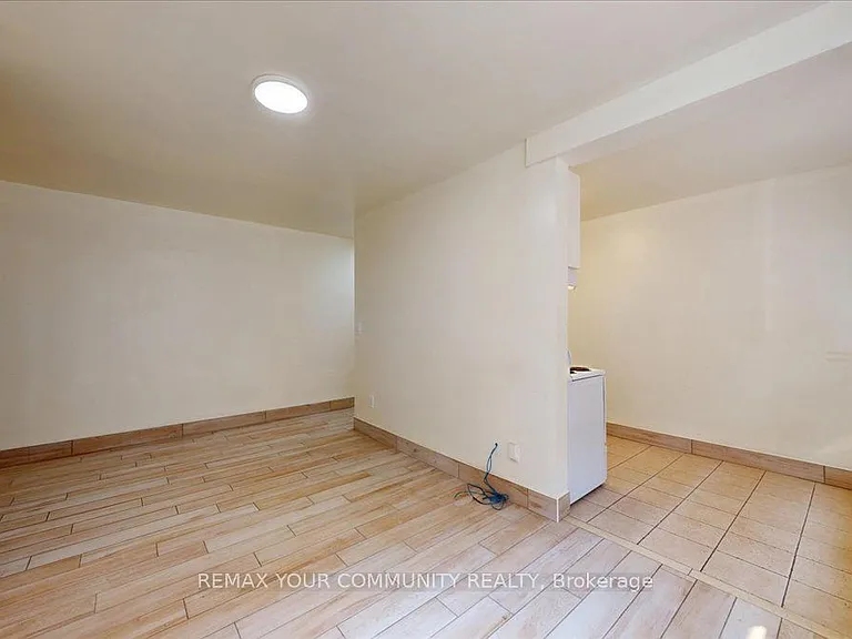 2645 Keele St #1A — Photo 12