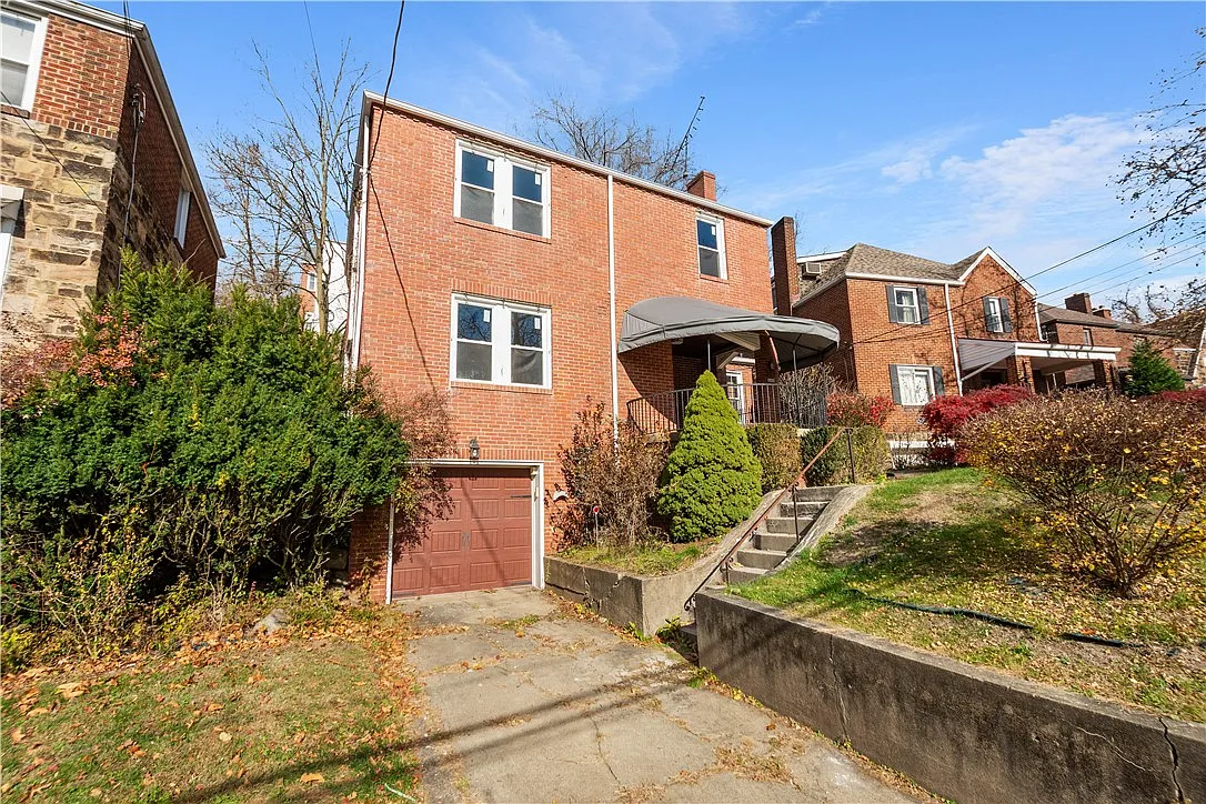 5469 Pocusset St photo 1