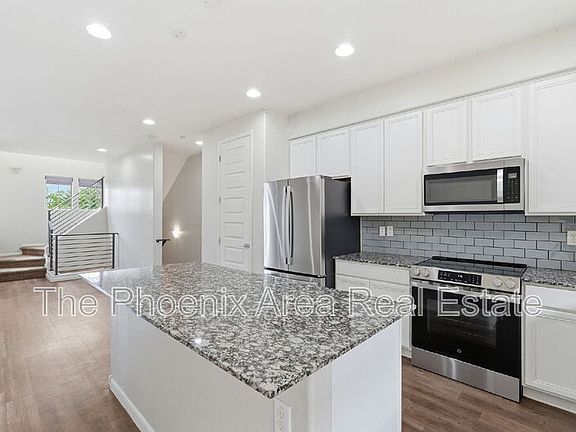 3rd image of 2090 S Dorsey Ln #1048