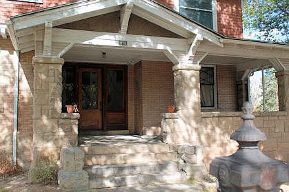 2nd image of 919 Grand Avenue #1