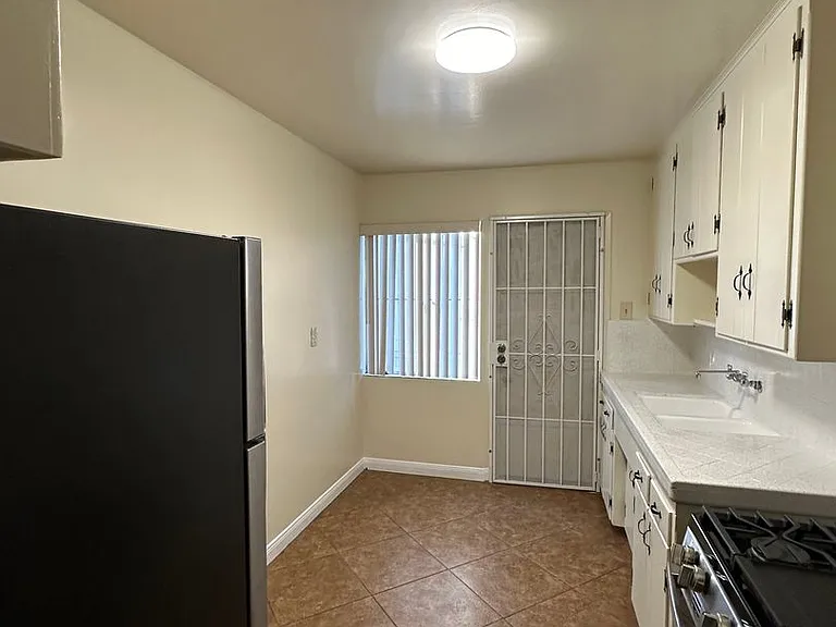 4225 Kansas St #4 — Photo 6