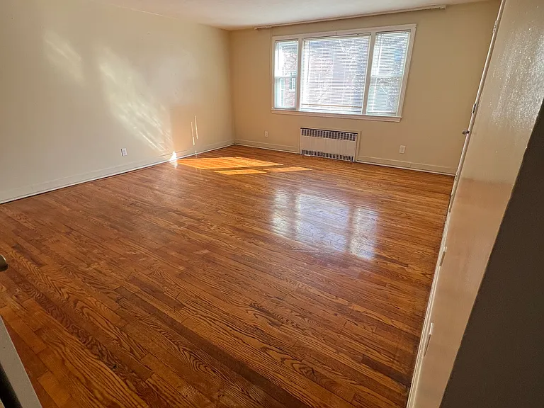 7 Marshall St #5 — Photo 3
