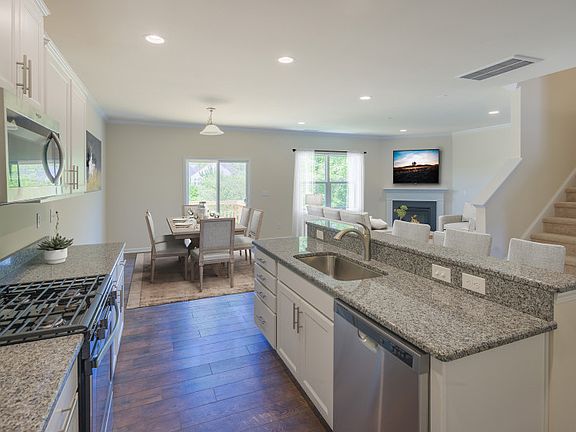 Beautiful Open Kitchen