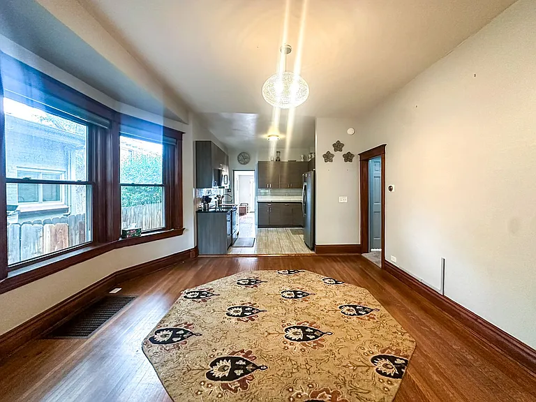 315 N Lincoln St — Photo 11