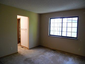 3rd image of 1825 S Pitkin Cir #10